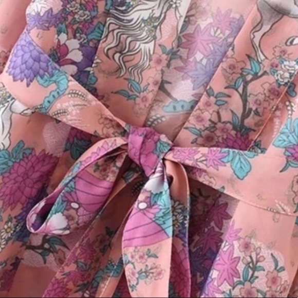 RESTOCKED! 5⭐️ Bohemian Horse Kimono - Picture 6 of 8